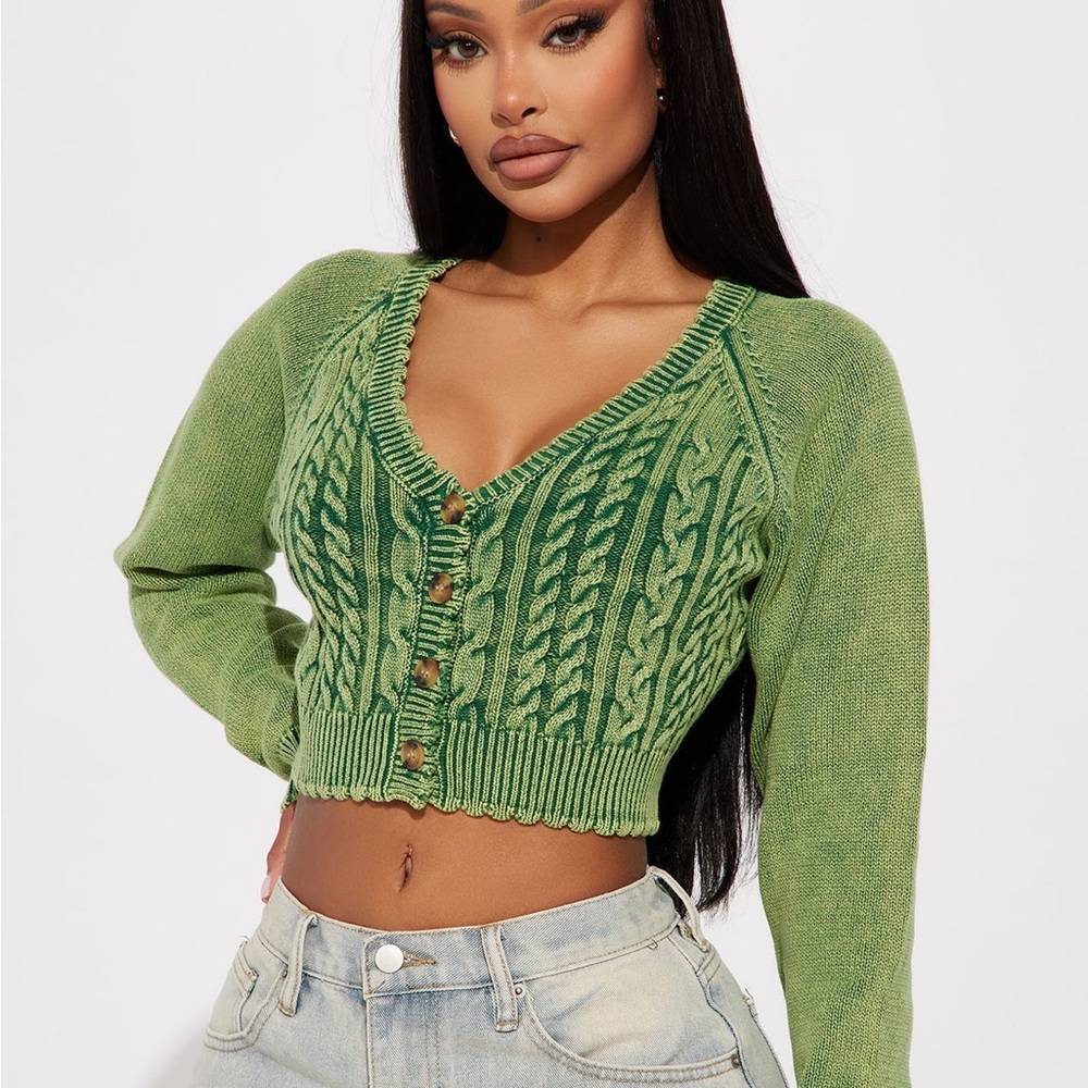 Fashion Nova Green Cable-Knit V-Neck Cropped Sweater Size M Women’s